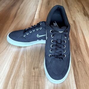 Nike Retro GTS 97 Black Canvas Sneakers size 8